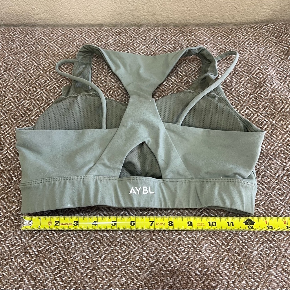 AYBL Green Sage CORE SPORT BRA Sz L Bundle Of 2 Outdoor Gym Casual Gorpcore - Picture 3 of 13